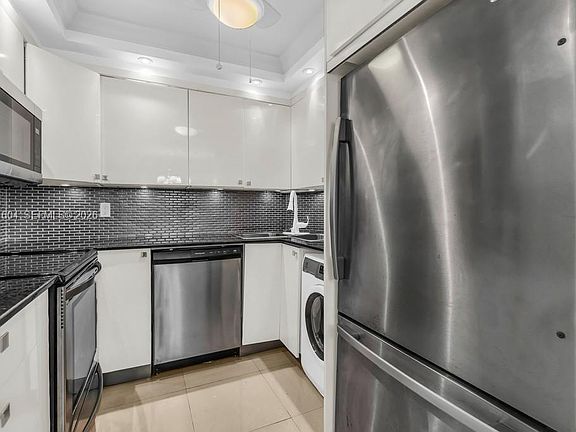 4th image of 220 Kings Point Dr APT 314