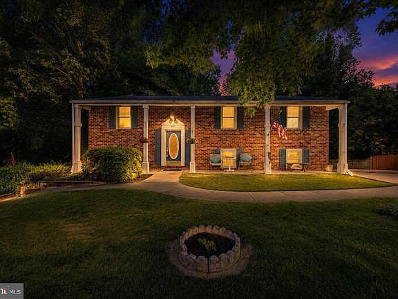 2nd image of 9517 Perry Brook Ct