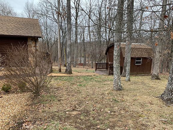 3rd image of 114 Morris Ln