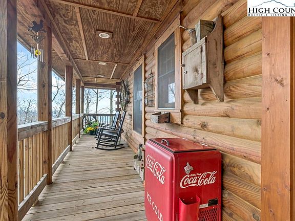 5th image of 3043 Junaluska Road