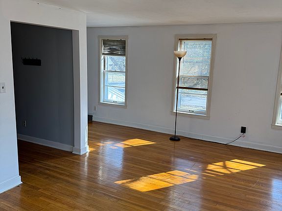 3rd image of 5321 Old Oxford Ln #5321