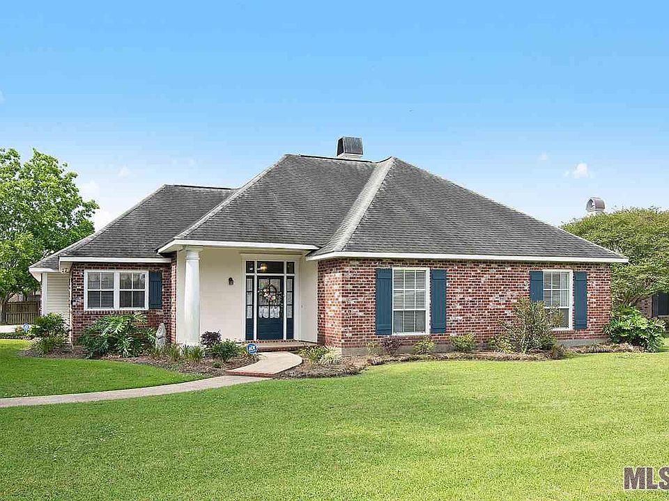 1st image of 17932 Burnham Way