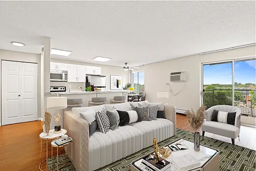 4805 E Kentucky Photo 1