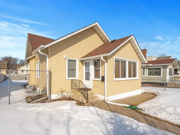 1631 Thomas Ave N, Minneapolis, MN 55411