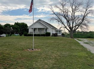 13994 320th Ave, Hull, IL 62343