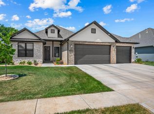 4855 S Aaron Ave, Springfield, MO 65810