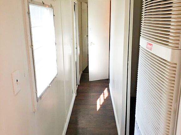 5th image of 1067 W Miracle Mile Unit 14