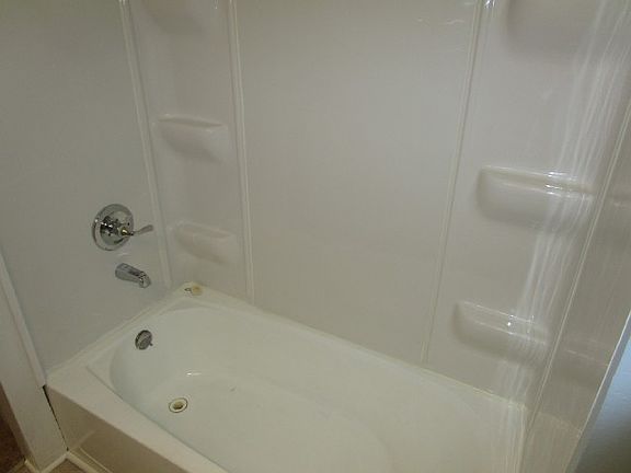 5th image of 3115 N New Jersey St