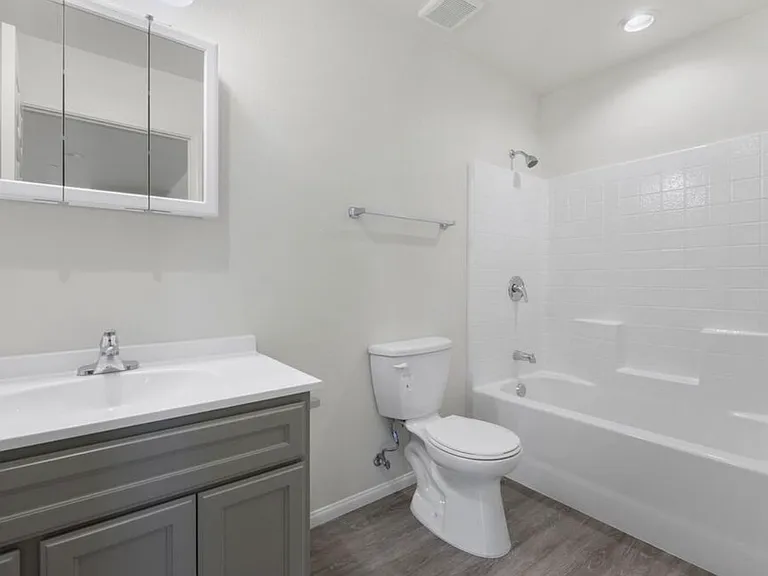 386 E Heil Ave — Photo 8