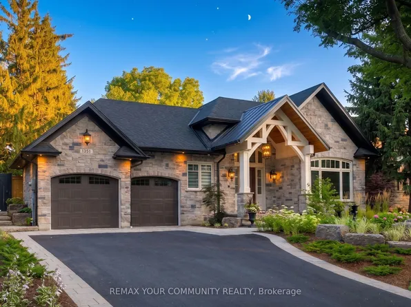 1551 Warland Rd, Oakville, ON L6L 1N4