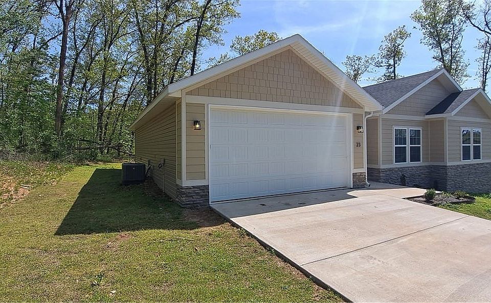 1st image of 23 Osborne Ln