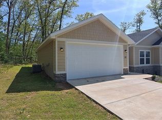 23 Osborne Ln, Bella Vista, AR 72715