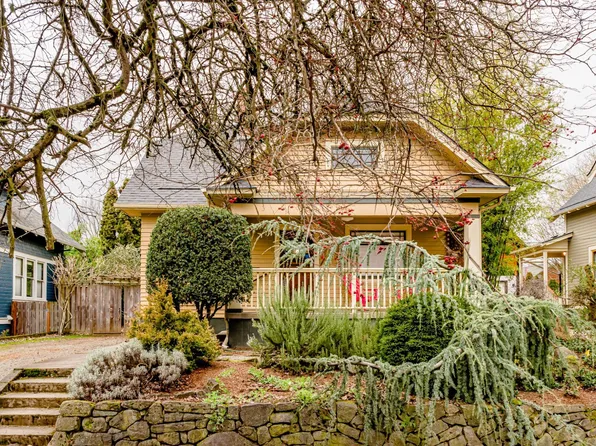 517 NE Fargo St, Portland, OR 97212