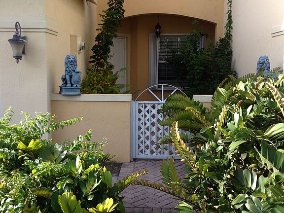 2nd image of 11341 NW 55th Ln