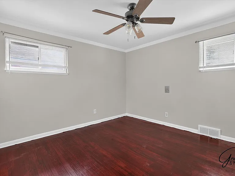 1619 Progress Ave — Photo 18