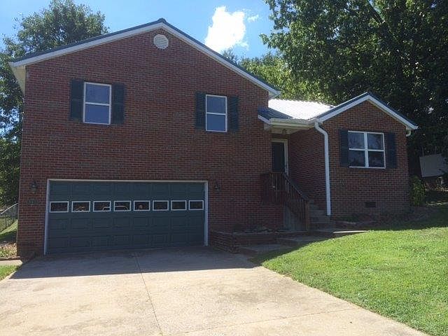 1st image of 409 Sandstone Dr
