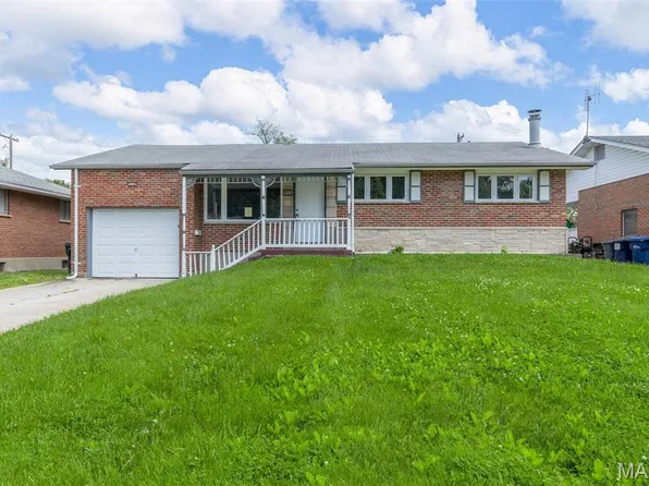 1220 Spring Valley Dr, Florissant, MO 63033