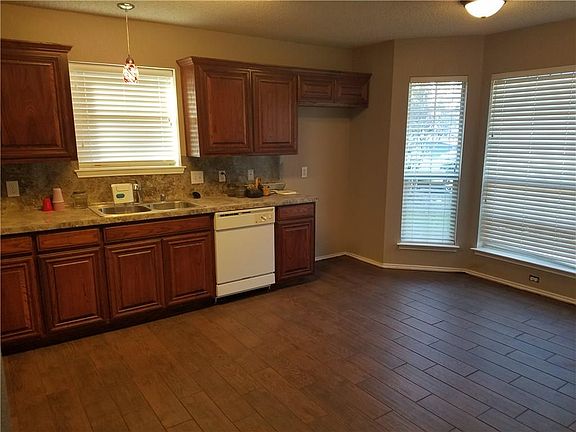 5th image of 4573 Wheatland Dr