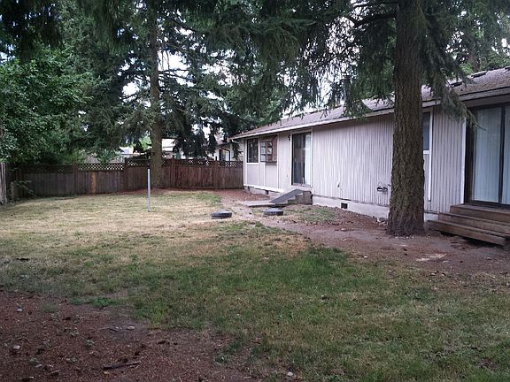 3rd image of 1230 Solar Ct NE