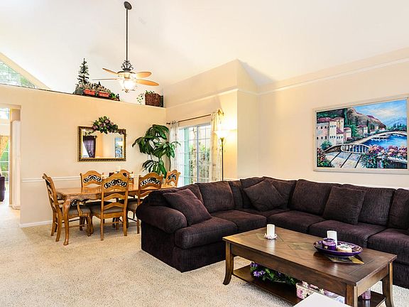 2nd image of 981 Rose Arbor Dr