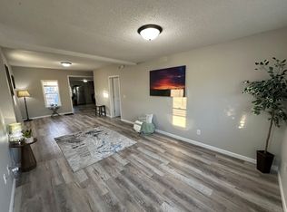 123 Ash St, Waterloo, IA 50703