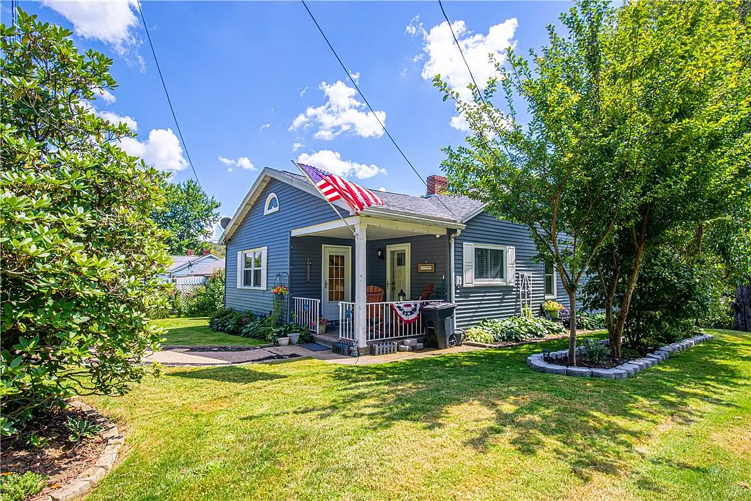 122 Keeny Row photo 1