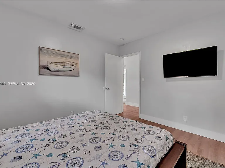 204 SW 19th Ave — Photo 28