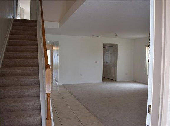 5th image of 638 Monte Vista Way