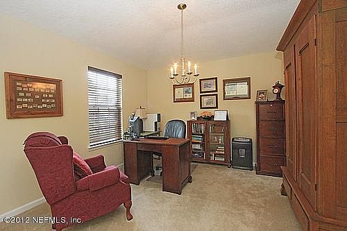 4th image of 118 Abbeyhill Ln