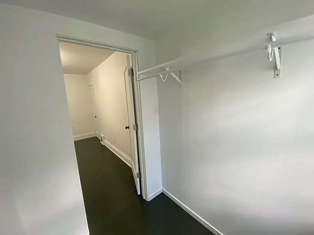 Walk-in closet