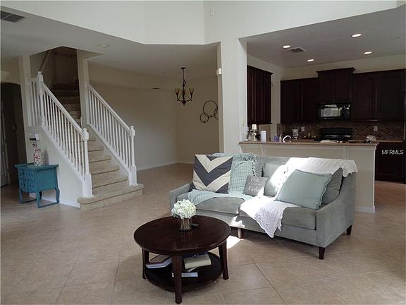 3rd image of 411 Harbor Winds Ct