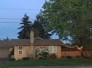 780 SE Lacreole Dr, Dallas, OR 97338