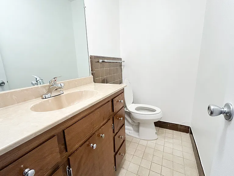 3415 W End Ave #212 — Photo 10