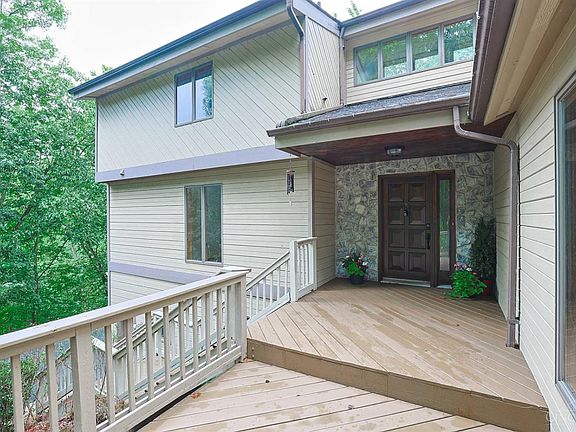 4th image of 3533 Woodland Trl