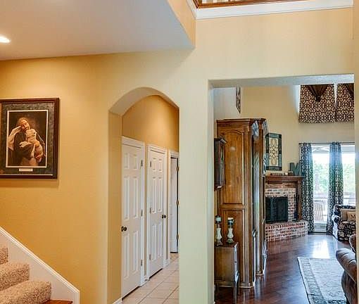 4th image of 3555 Wind River Ct