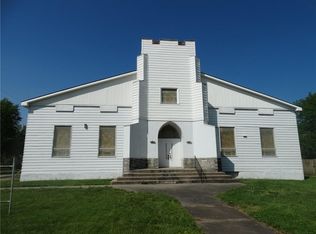 501 Main St, Henrietta, MO 64036