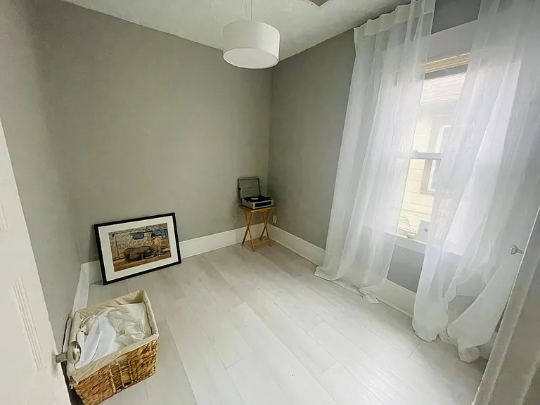 859 Jefferson Ave #3 — Photo 10