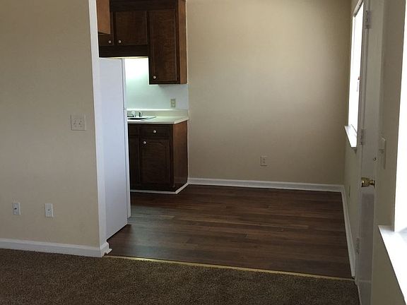 4th image of 4422 Torrance Dr NW APT 3