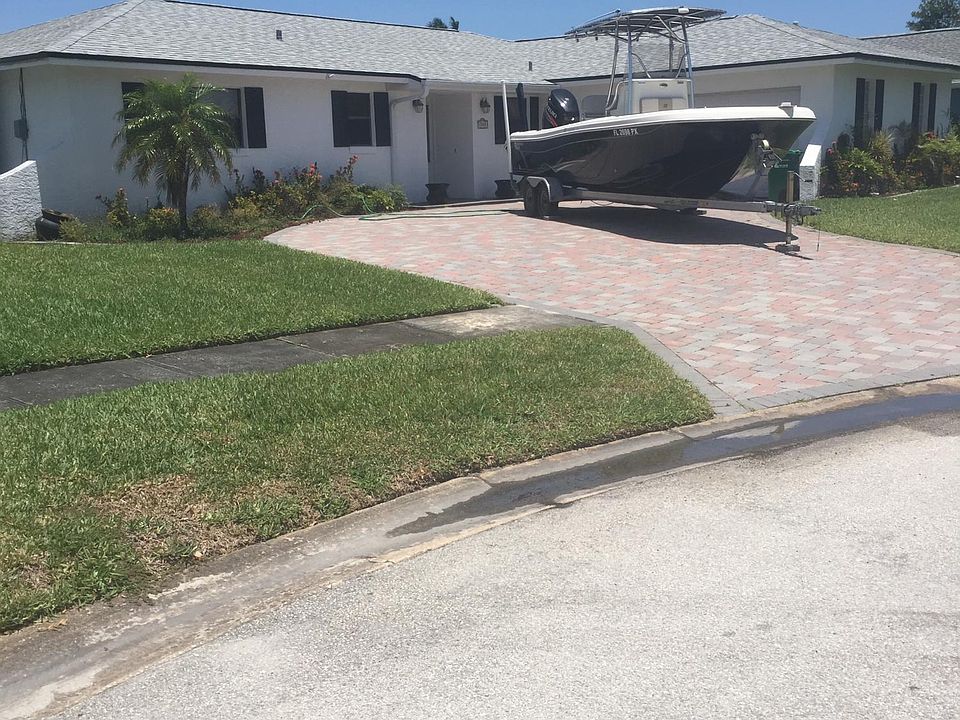 2nd image of 1500 Monte Carlo Ct