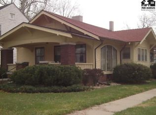 25 W 19th Ave, Hutchinson, KS 67502