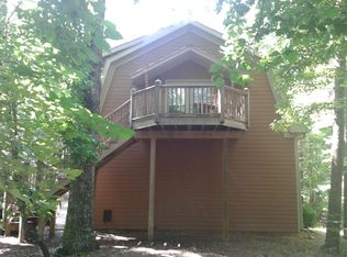 419 Gold Crest Dr, Dahlonega, GA 30533