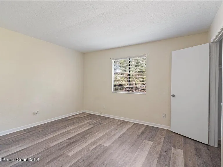 1870 Agora Cir SE #202 — Photo 3