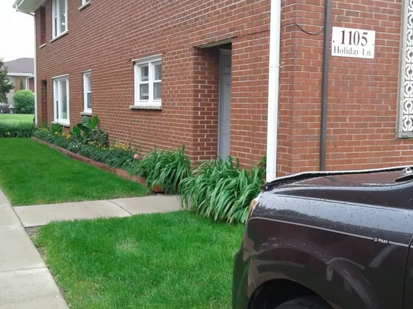 1105 Holiday Ln APT 10, Des Plaines, IL 60016