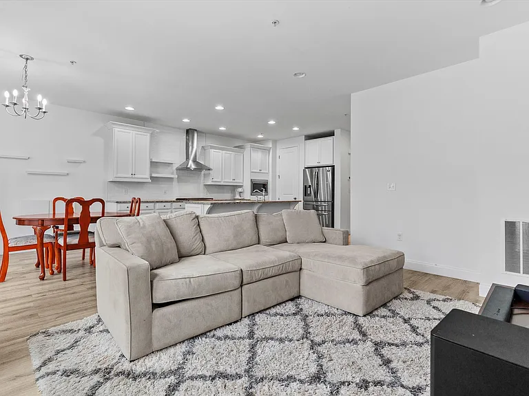 217 Hoke Farm Way — Photo 8