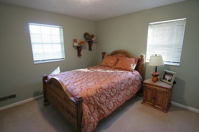 2nd image of 181 Meadow Hill Dr