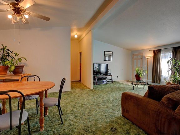 5th image of 1328 Beekman Ave