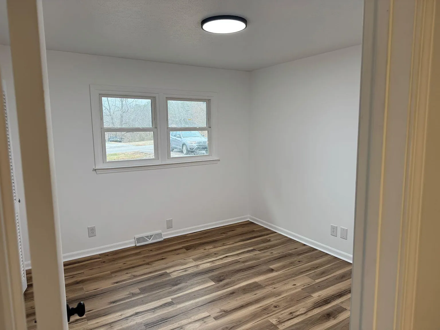 3 bed, 2.0 bath, 1650 sqft, $1,950 — Photo 3