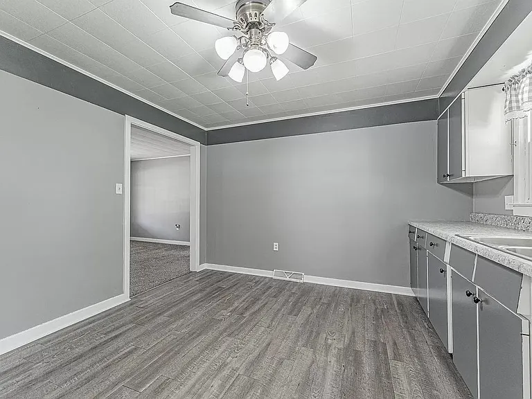 1625 Pulaski St — Photo 14
