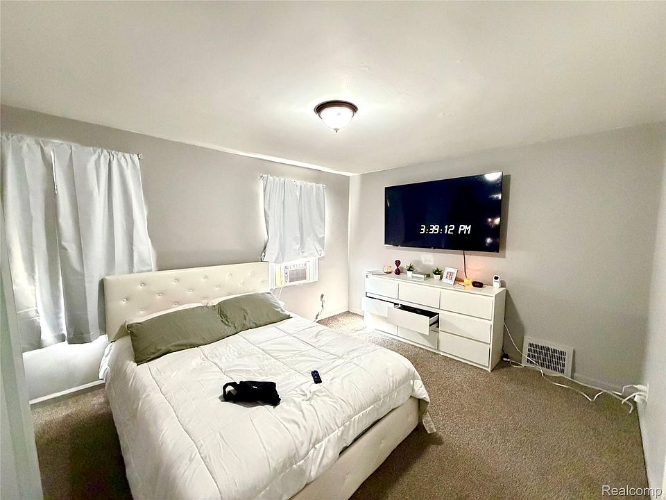 15480 Meyers Rd, photo 20