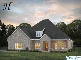 337 Summerglen Rd, Madison, AL 35756